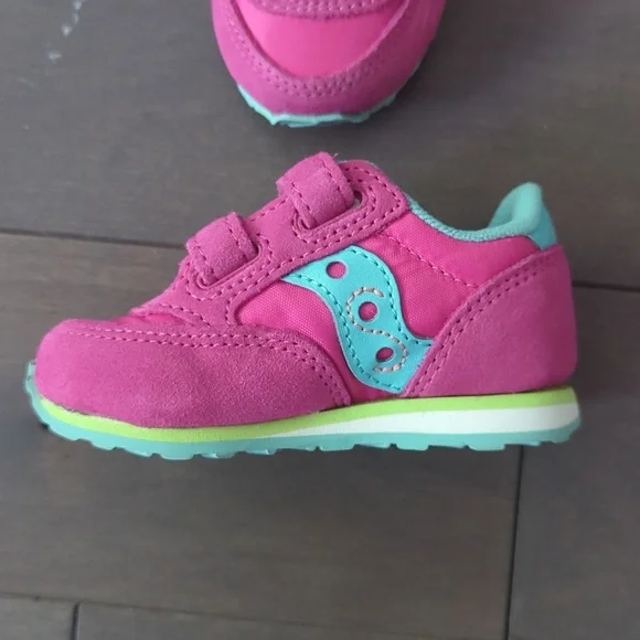 NWOT Toddler Size 4 Saucony Jazz Hook & Loop Sneaker - Picture 4 of 8